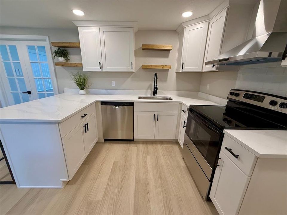 En Venta: $289,900 (3 camas, 2 baños, 1100 Pies cuadrados)