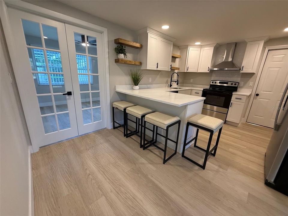 En Venta: $289,900 (3 camas, 2 baños, 1100 Pies cuadrados)