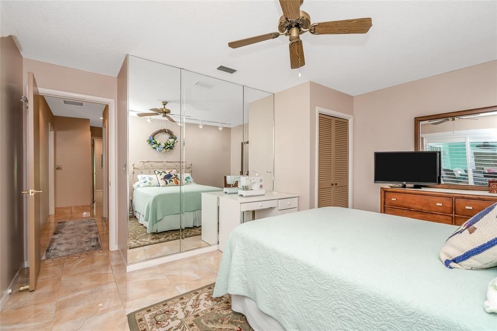 For Sale: $899,900 (4 beds, 3 baths, 1802 Square Feet)