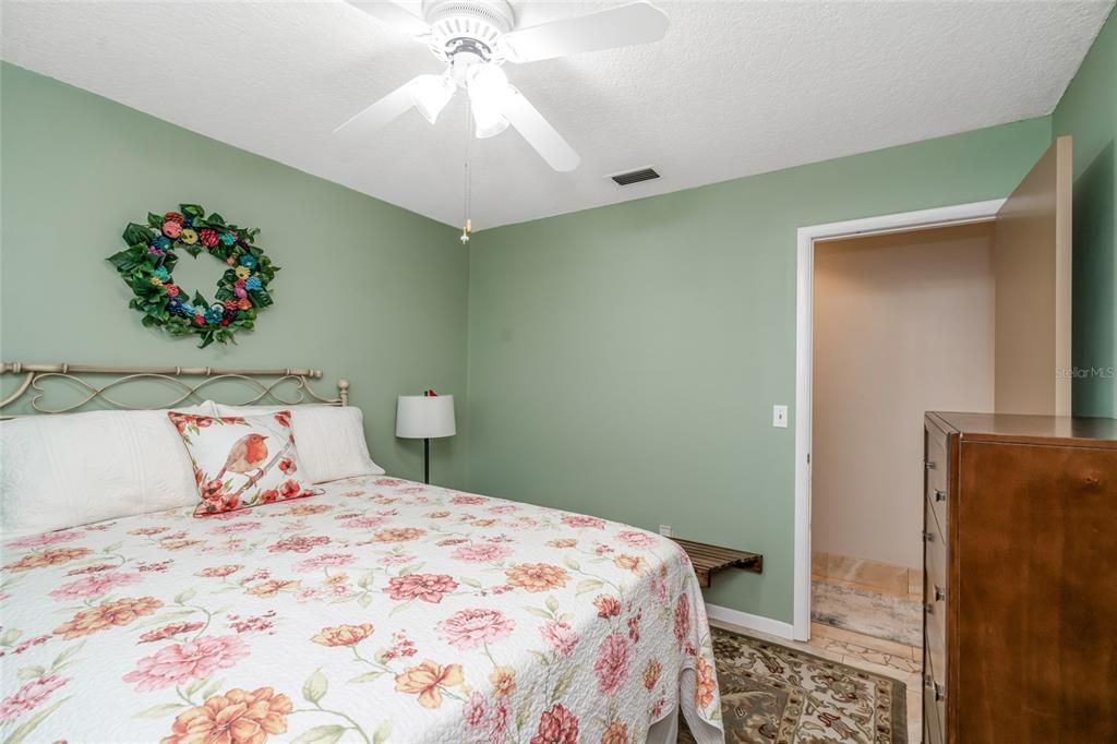 For Sale: $899,900 (4 beds, 3 baths, 1802 Square Feet)