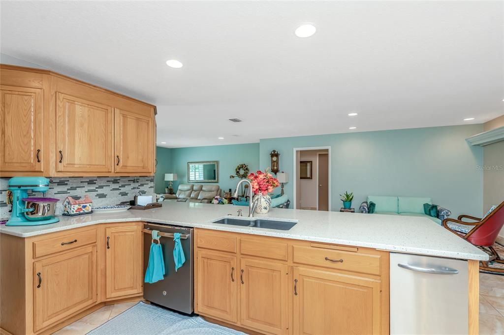 For Sale: $899,900 (4 beds, 3 baths, 1802 Square Feet)