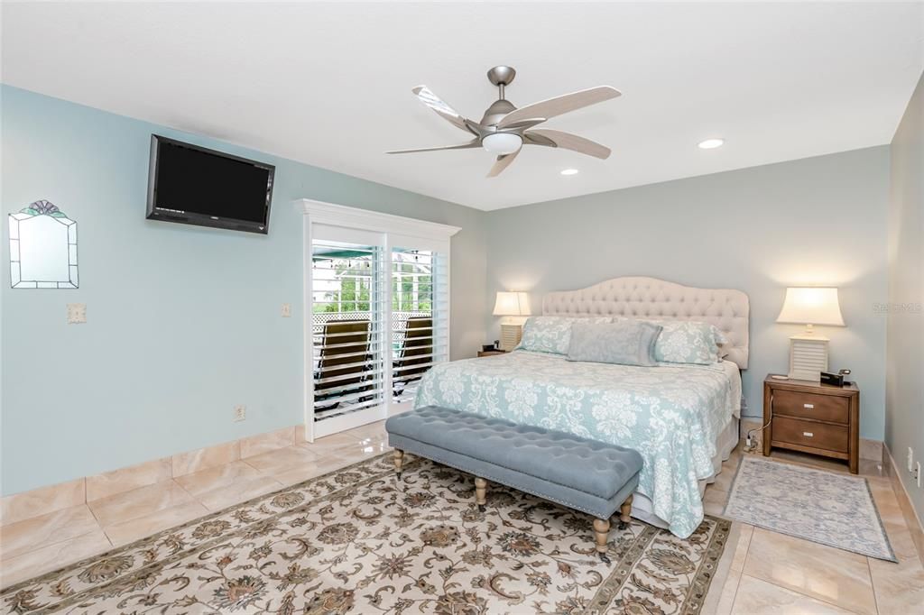 For Sale: $899,900 (4 beds, 3 baths, 1802 Square Feet)