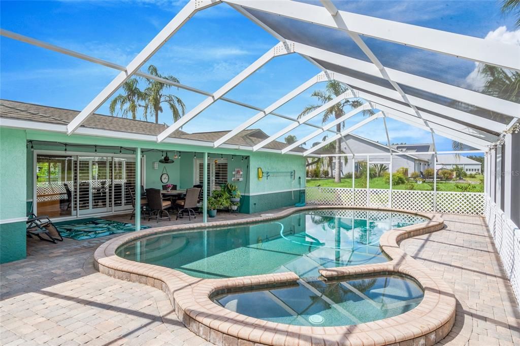 For Sale: $899,900 (4 beds, 3 baths, 1802 Square Feet)
