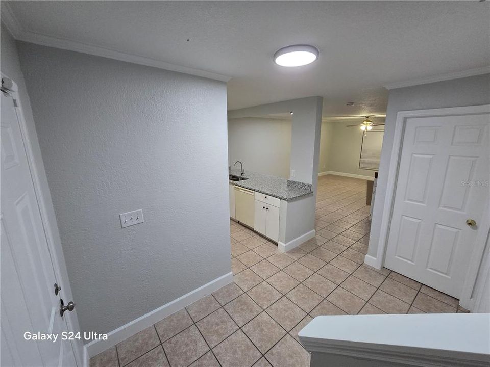 For Rent: $1,799 (2 beds, 2 baths, 1227 Square Feet)