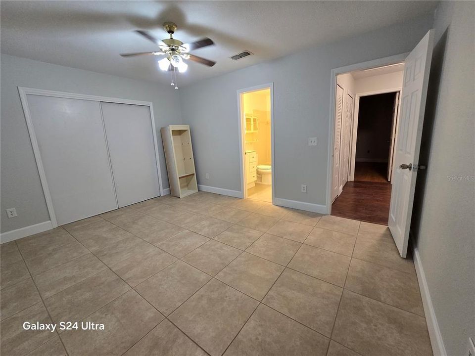 For Rent: $1,799 (2 beds, 2 baths, 1227 Square Feet)