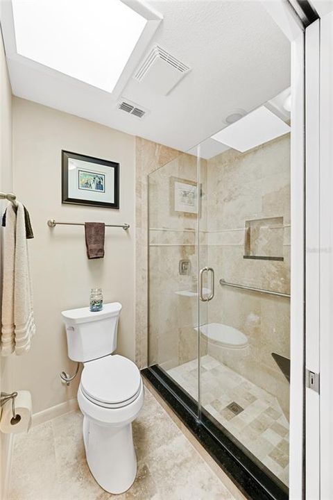 For Sale: $439,900 (4 beds, 2 baths, 1624 Square Feet)