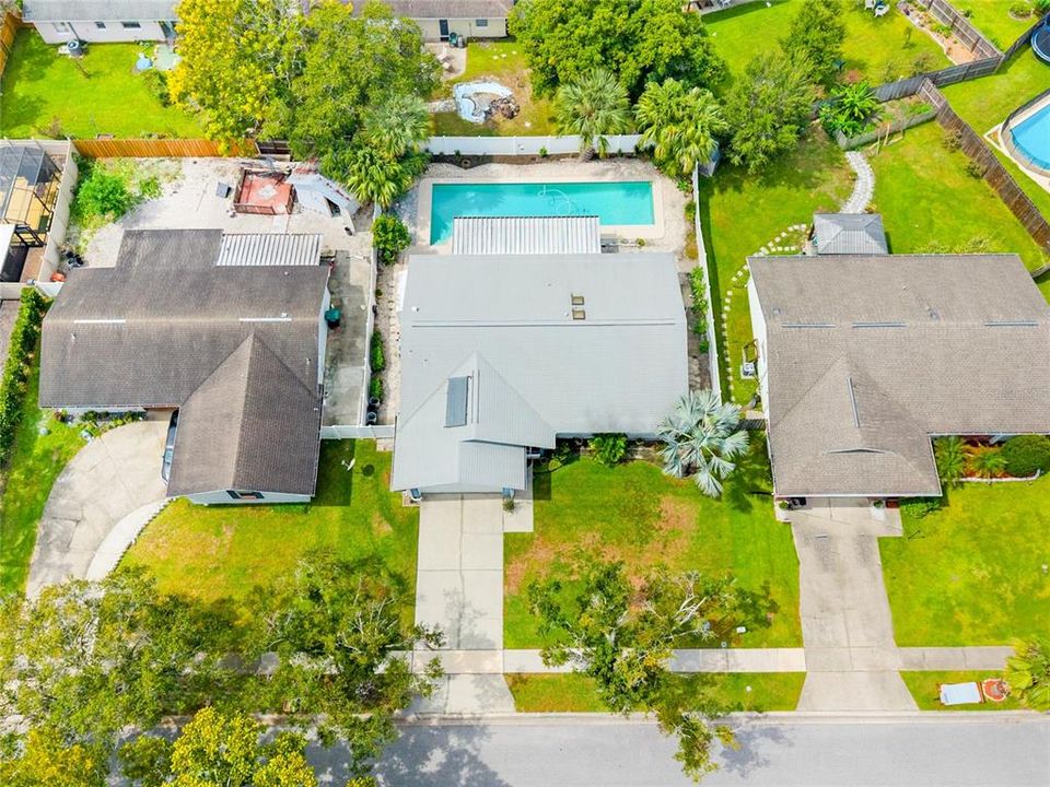 For Sale: $439,900 (4 beds, 2 baths, 1624 Square Feet)