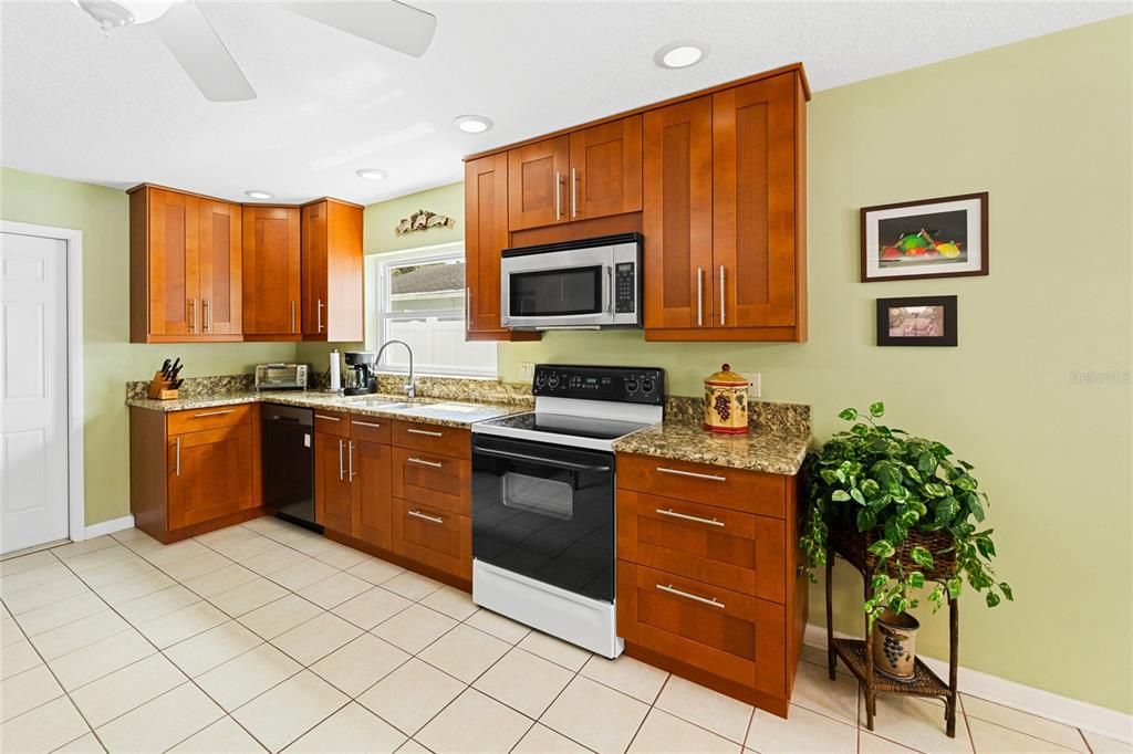 For Sale: $439,900 (4 beds, 2 baths, 1624 Square Feet)