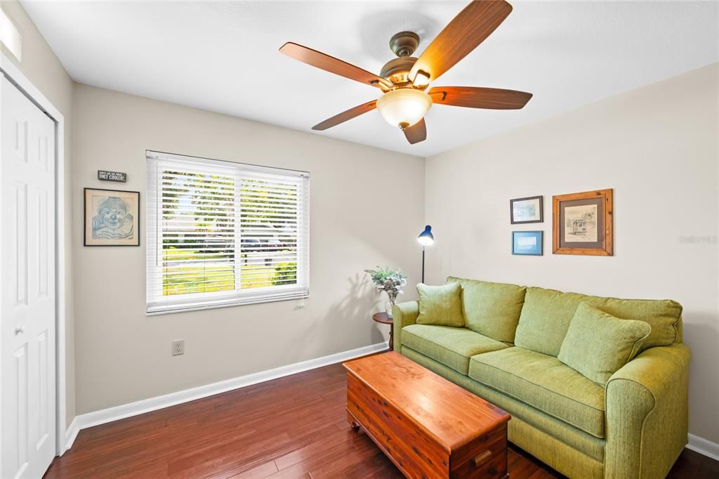 For Sale: $439,900 (4 beds, 2 baths, 1624 Square Feet)