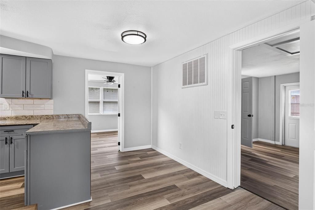 В аренду: $1,750 (4 спален, 2 ванн, 1440 Квадратных фут)