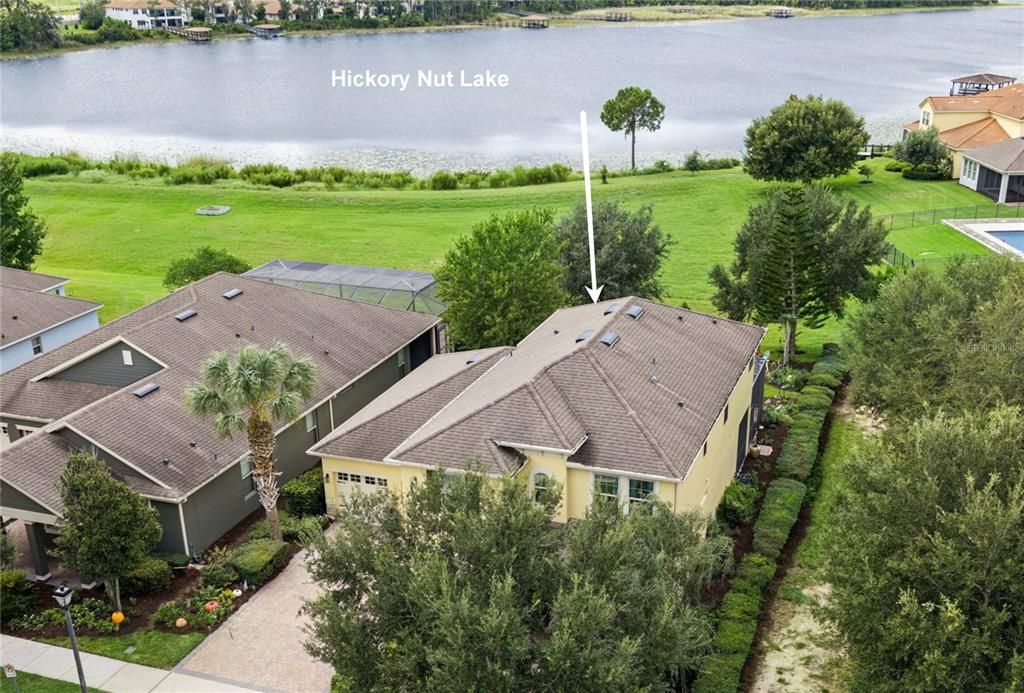 En Venta: $799,900 (4 camas, 3 baños, 2962 Pies cuadrados)