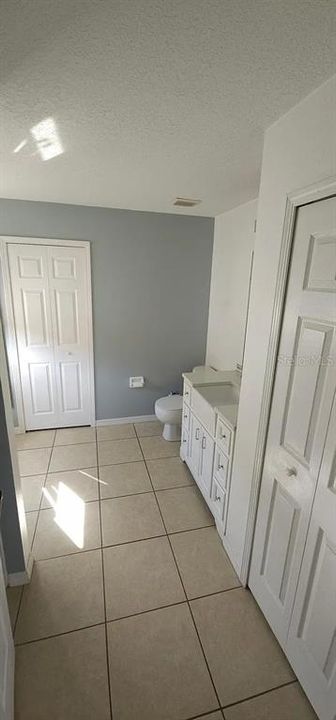 For Rent: $2,400 (3 beds, 2 baths, 1528 Square Feet)