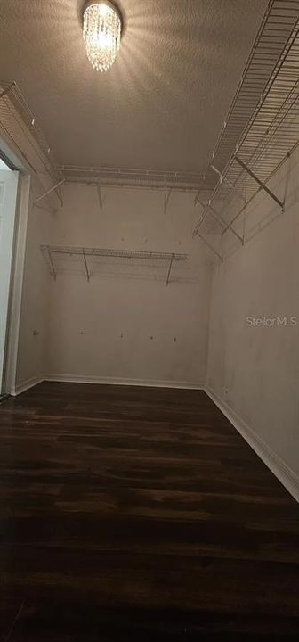 For Rent: $2,400 (3 beds, 2 baths, 1528 Square Feet)
