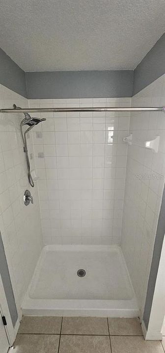For Rent: $2,400 (3 beds, 2 baths, 1528 Square Feet)