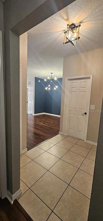 For Rent: $2,400 (3 beds, 2 baths, 1528 Square Feet)
