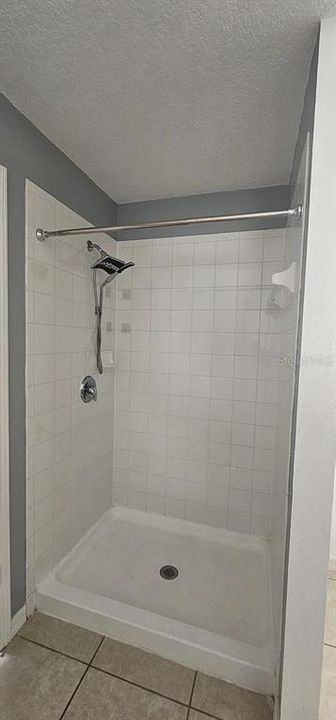 For Rent: $2,400 (3 beds, 2 baths, 1528 Square Feet)