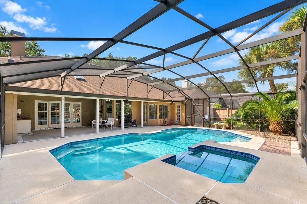 For Sale: $794,500 (4 beds, 4 baths, 2797 Square Feet)