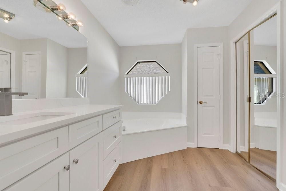 For Sale: $794,500 (4 beds, 4 baths, 2797 Square Feet)