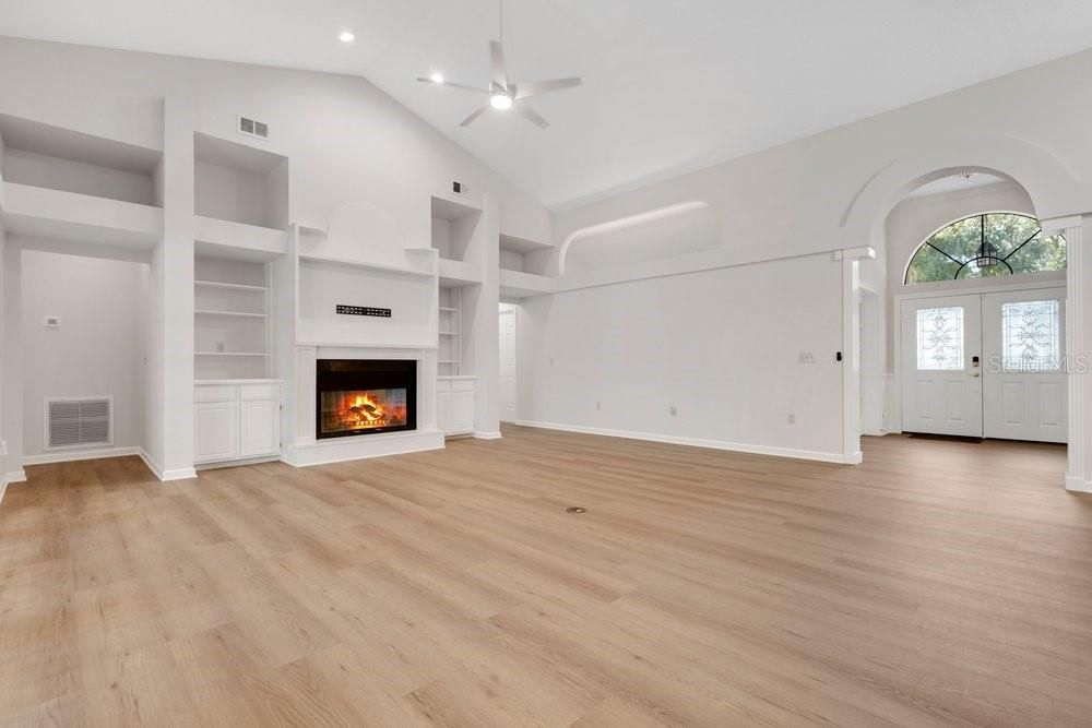 For Sale: $794,500 (4 beds, 4 baths, 2797 Square Feet)