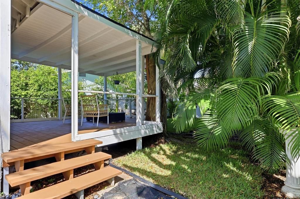 En Venta: $620,000 (4 camas, 2 baños, 1964 Pies cuadrados)
