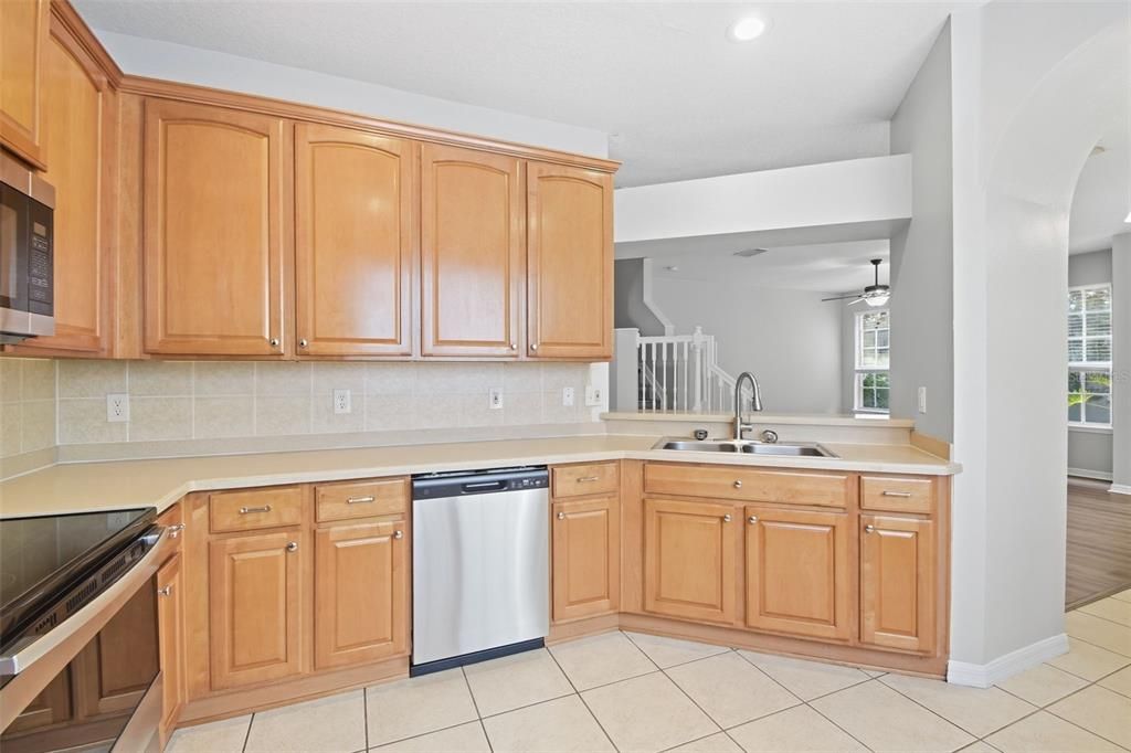 En Venta: $229,900 (3 camas, 2 baños, 1513 Pies cuadrados)