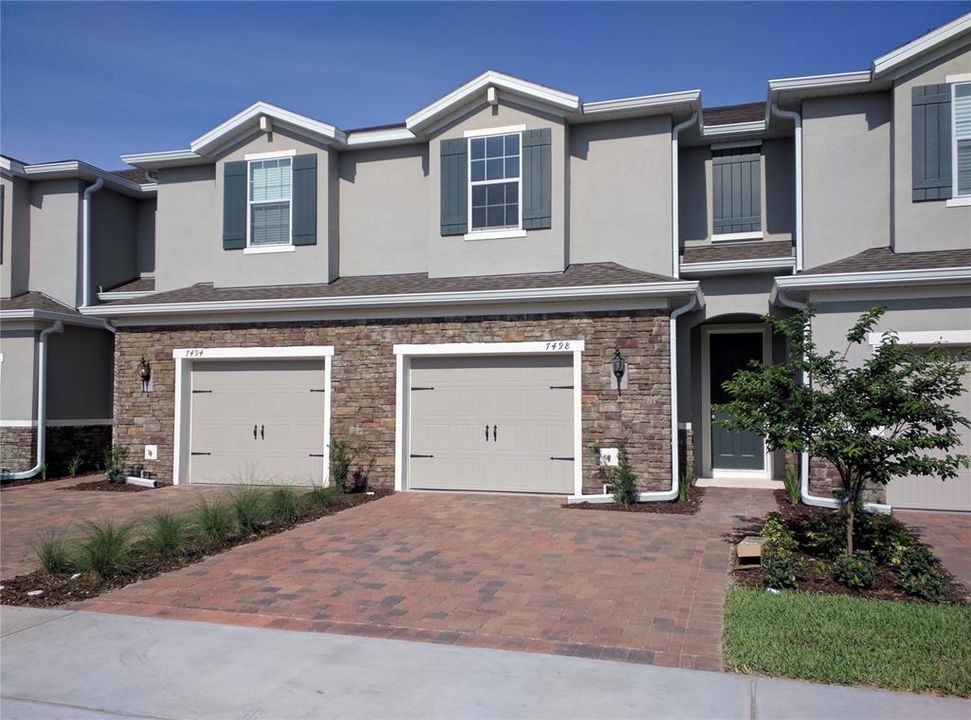 For Sale: $364,900 (3 beds, 2 baths, 1872 Square Feet)