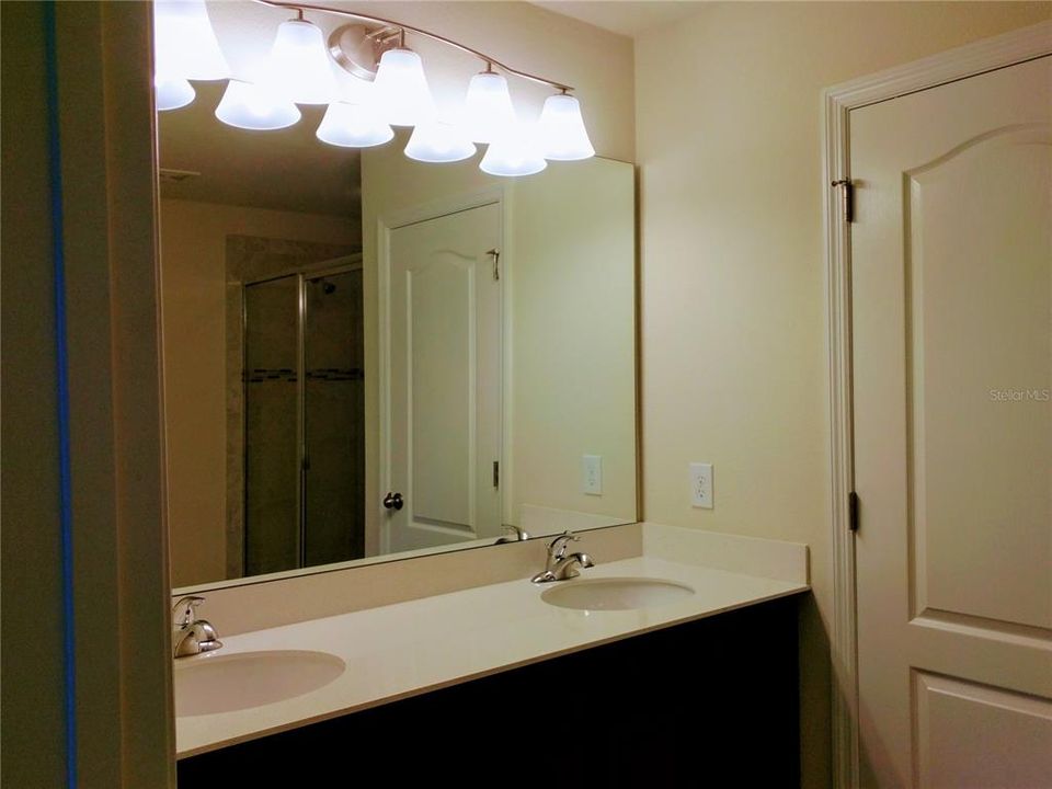 For Sale: $364,900 (3 beds, 2 baths, 1872 Square Feet)