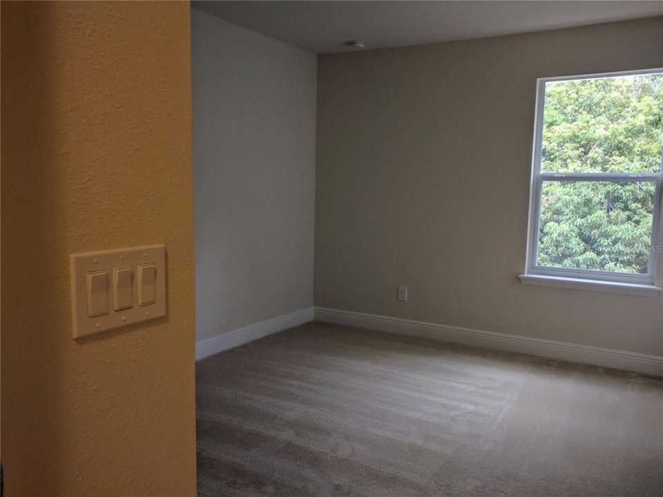 For Sale: $364,900 (3 beds, 2 baths, 1872 Square Feet)
