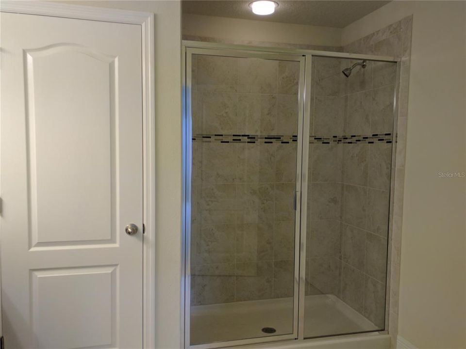 For Sale: $364,900 (3 beds, 2 baths, 1872 Square Feet)