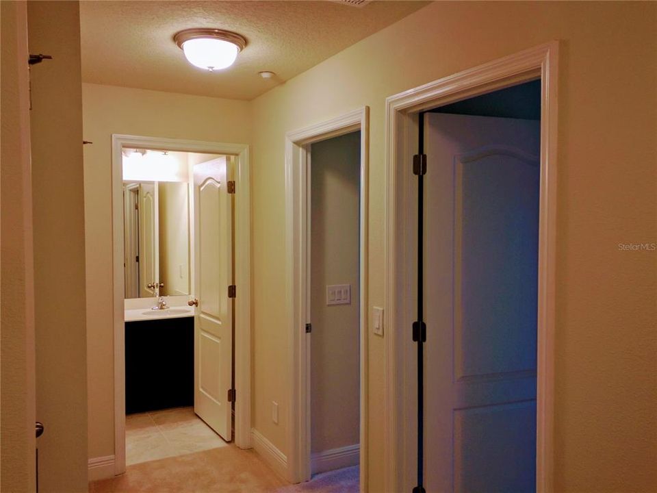 For Sale: $364,900 (3 beds, 2 baths, 1872 Square Feet)