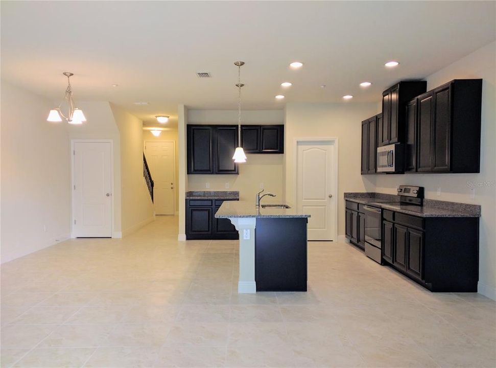 For Sale: $364,900 (3 beds, 2 baths, 1872 Square Feet)