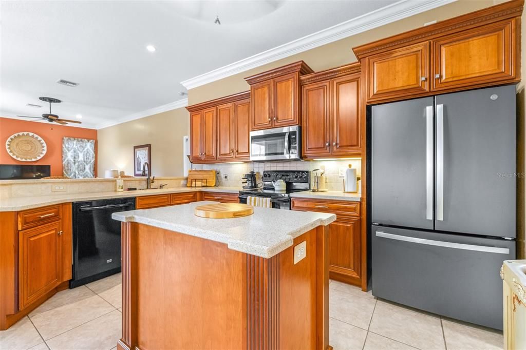 На продажу: $475,000 (4 спален, 2 ванн, 2629 Квадратных фут)