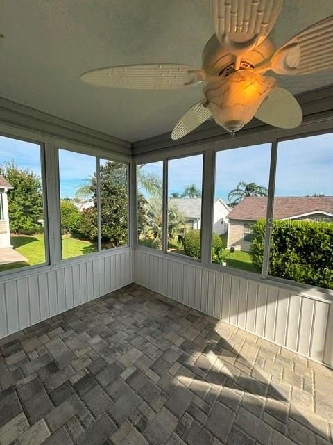 For Sale: $335,000 (3 beds, 2 baths, 1392 Square Feet)