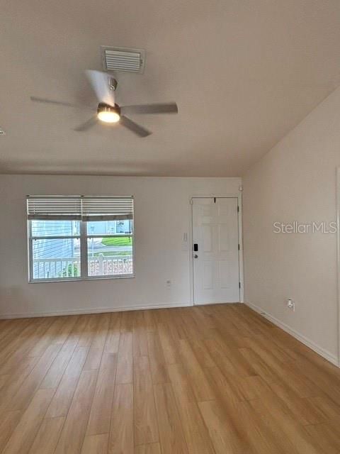 For Sale: $335,000 (3 beds, 2 baths, 1392 Square Feet)