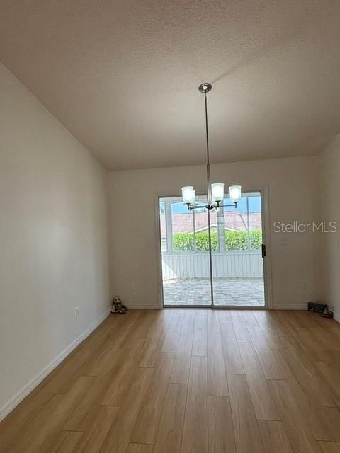 For Sale: $335,000 (3 beds, 2 baths, 1392 Square Feet)