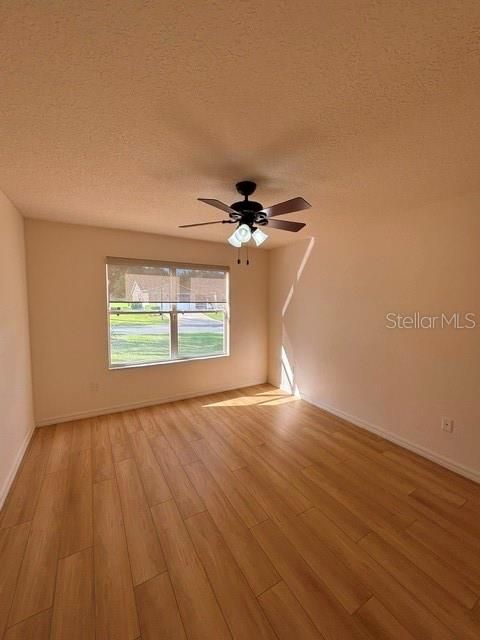 For Sale: $335,000 (3 beds, 2 baths, 1392 Square Feet)