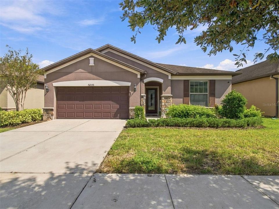 For Sale: $420,000 (4 beds, 2 baths, 2144 Square Feet)