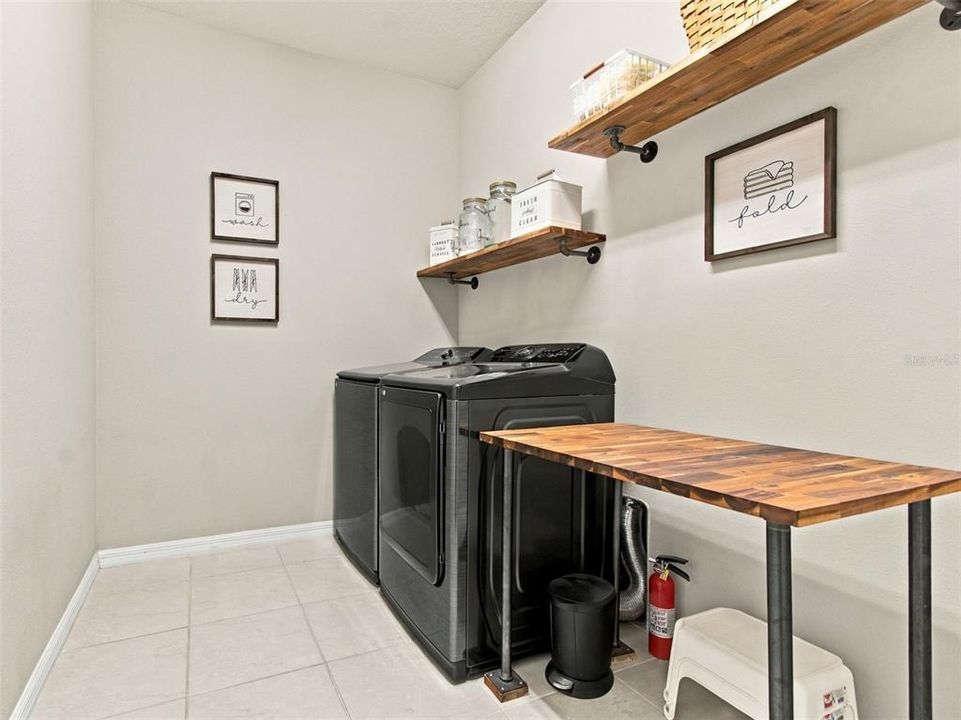 For Sale: $420,000 (4 beds, 2 baths, 2144 Square Feet)
