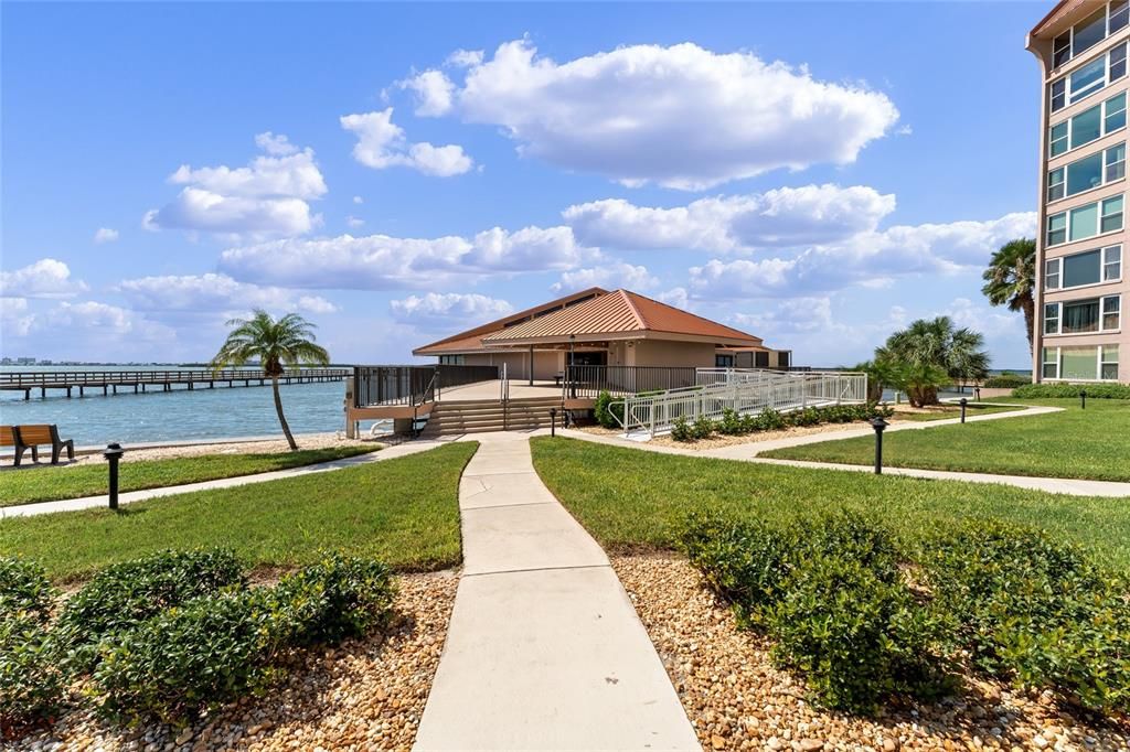 For Sale: $899,000 (3 beds, 2 baths, 2060 Square Feet)