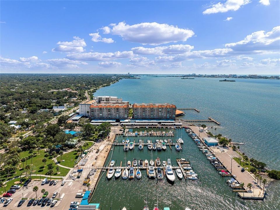 For Sale: $899,000 (3 beds, 2 baths, 2060 Square Feet)