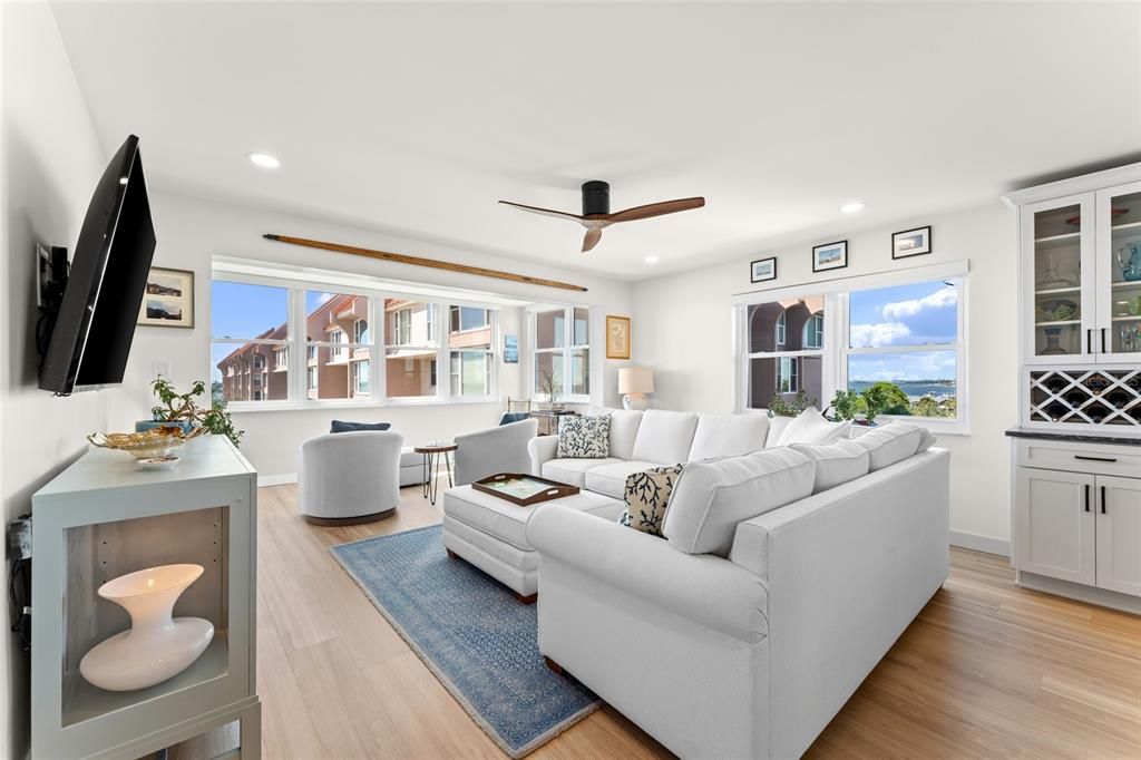For Sale: $899,000 (3 beds, 2 baths, 2060 Square Feet)