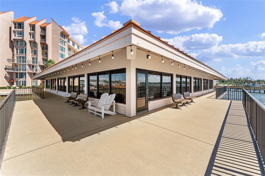 For Sale: $899,000 (3 beds, 2 baths, 2060 Square Feet)