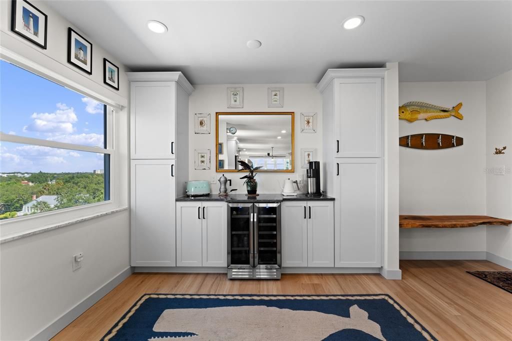 For Sale: $899,000 (3 beds, 2 baths, 2060 Square Feet)