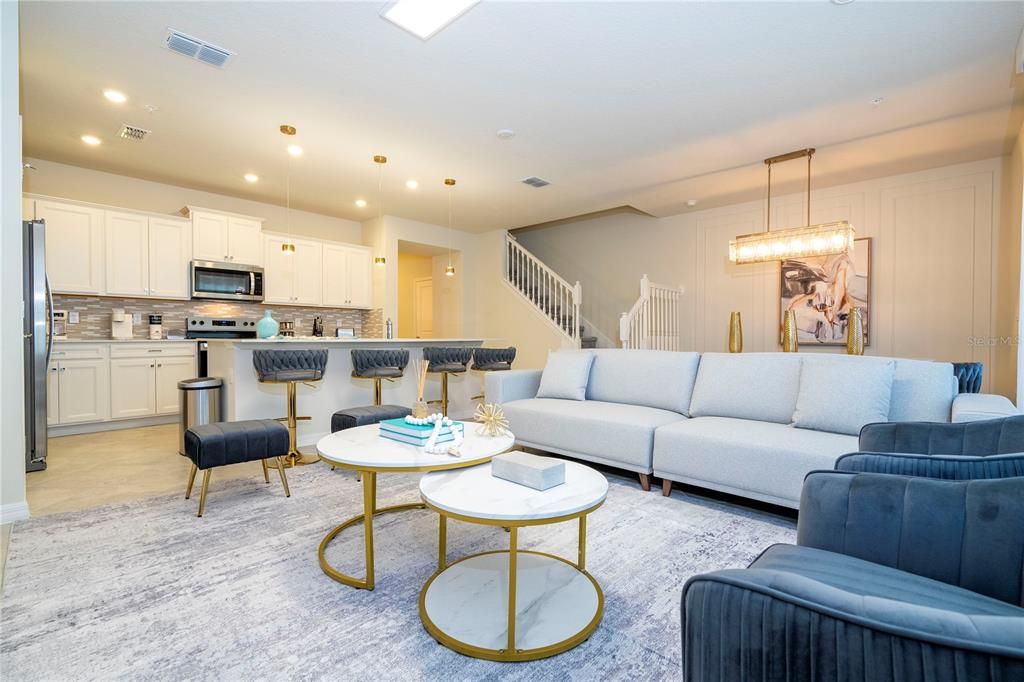 For Sale: $649,000 (5 beds, 4 baths, 2281 Square Feet)