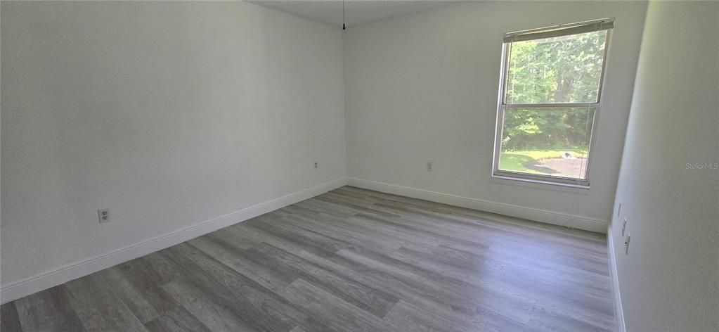 В аренду: $1,400 (2 спален, 2 ванн, 910 Квадратных фут)