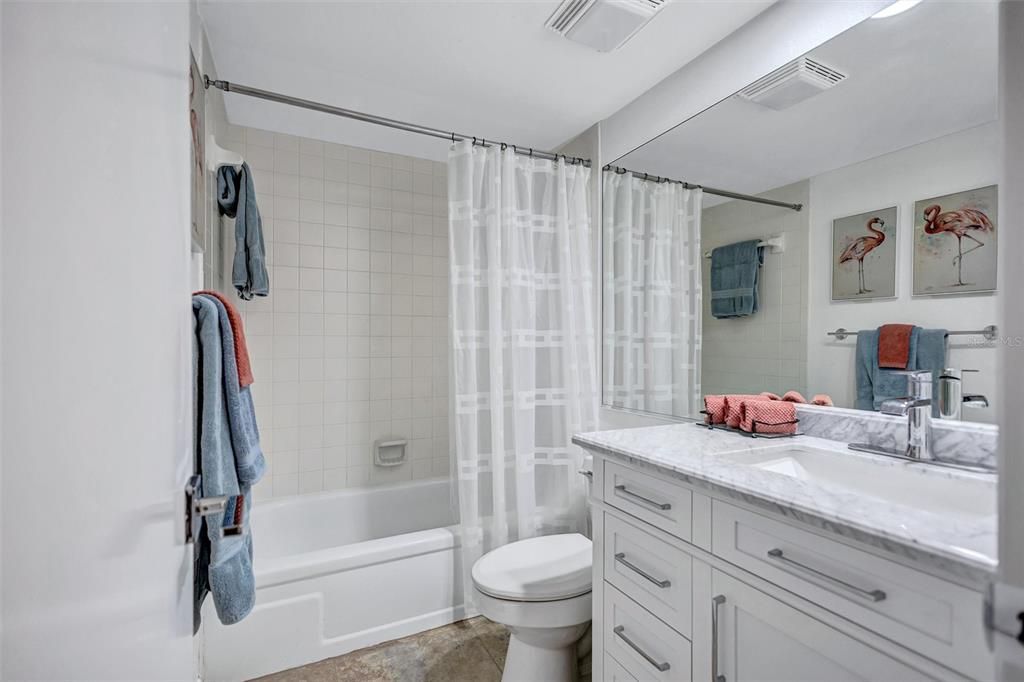 For Sale: $396,500 (3 beds, 2 baths, 1283 Square Feet)