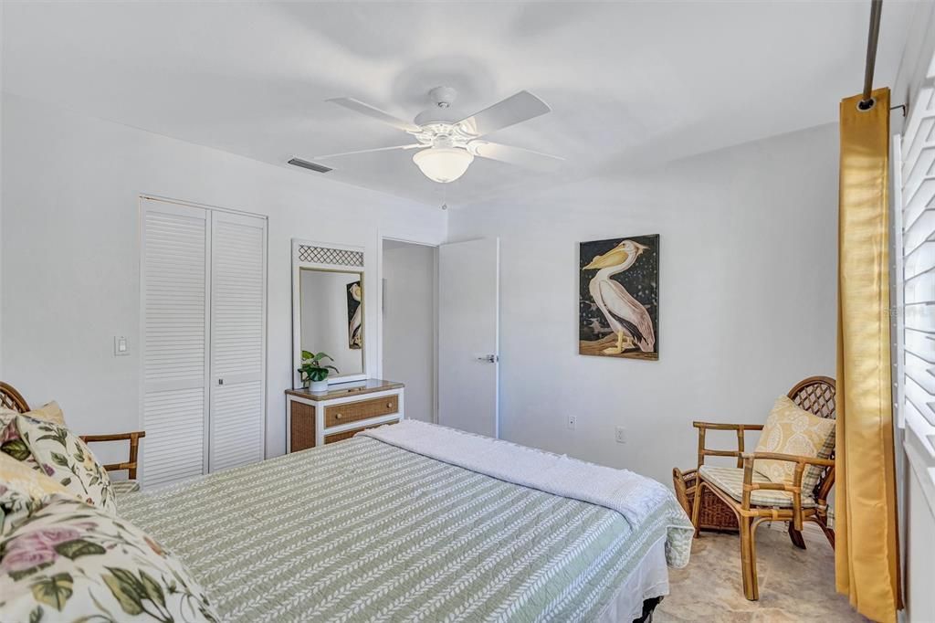 For Sale: $396,500 (3 beds, 2 baths, 1283 Square Feet)