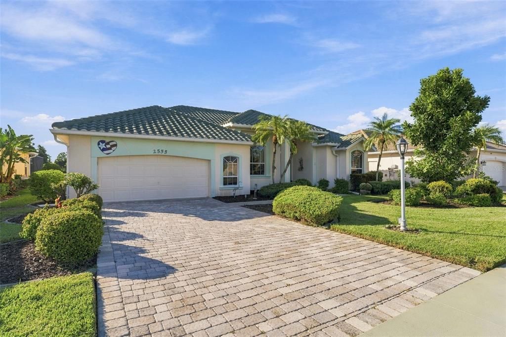 For Sale: $524,900 (3 beds, 2 baths, 2247 Square Feet)