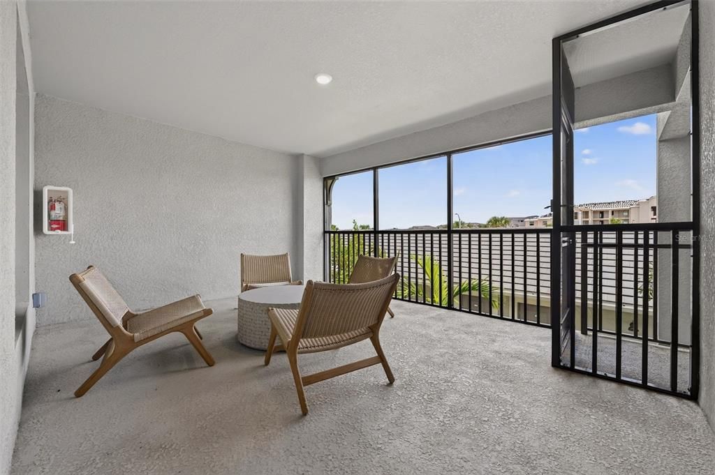 For Sale: $386,498 (2 beds, 2 baths, 1366 Square Feet)