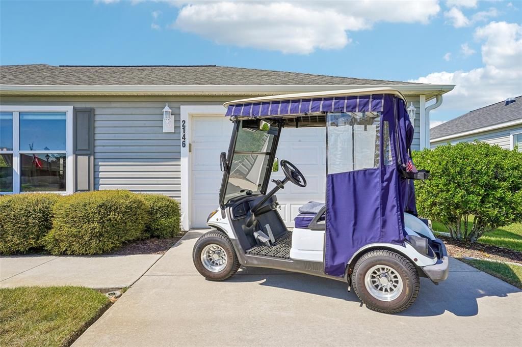 For Sale: $325,000 (2 beds, 2 baths, 1231 Square Feet)